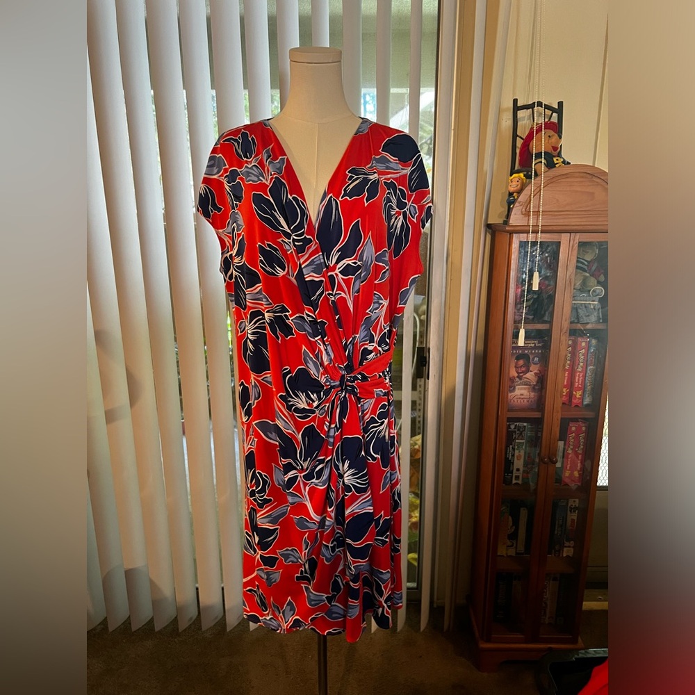 Tommy Bahama Floral dress in XL (16/18)